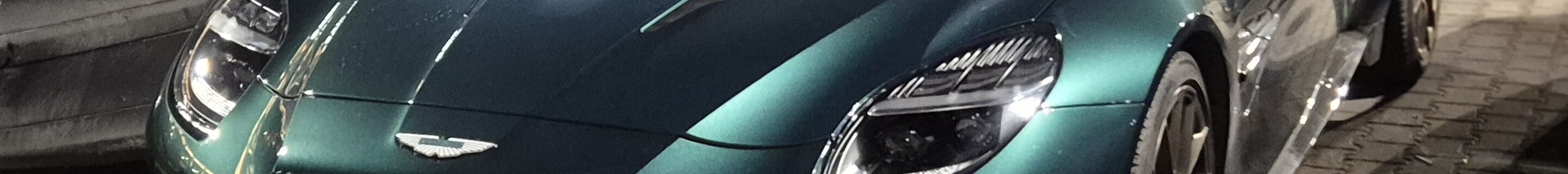 Aston Martin Vanquish 2025