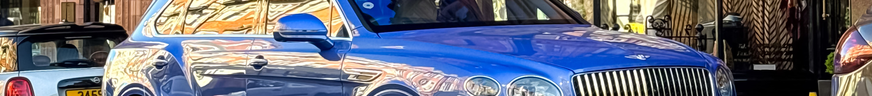 Bentley Bentayga Azure EWB 2024