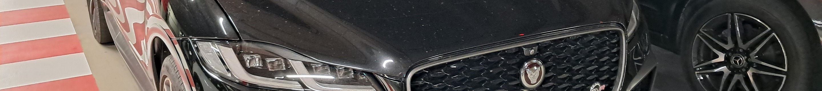 Jaguar F-PACE SVR 2021