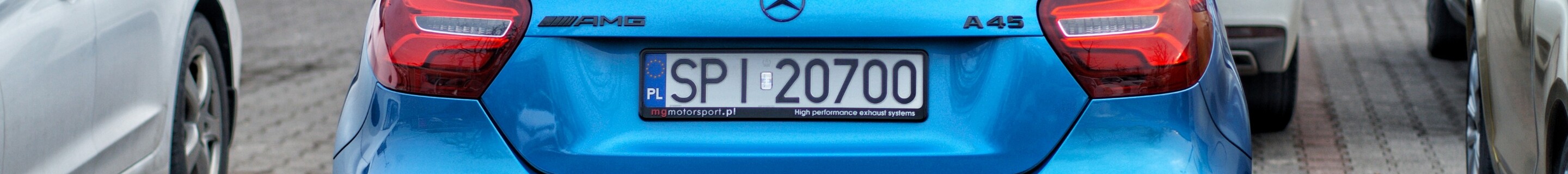 Mercedes-AMG A 45 W176 2015