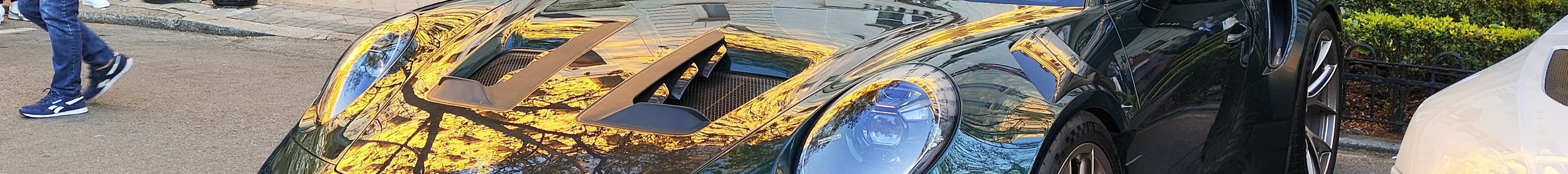 Porsche 992 GT3 RS MkI Weissach Package
