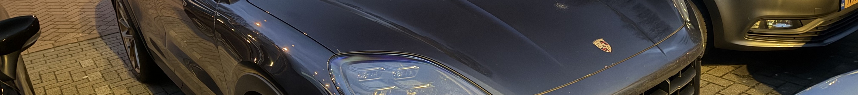 Porsche Cayenne Coupé Turbo E-Hybrid