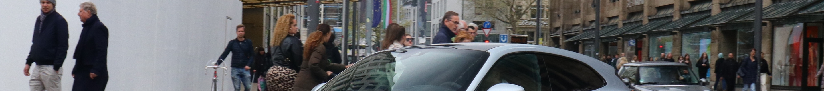 Porsche Taycan GTS Sport Turismo MkI