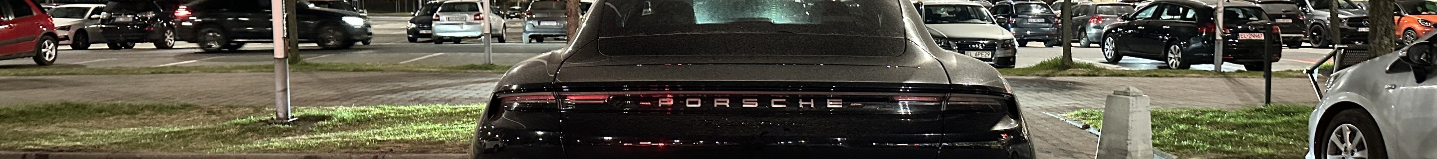 Porsche Taycan Turbo MkI
