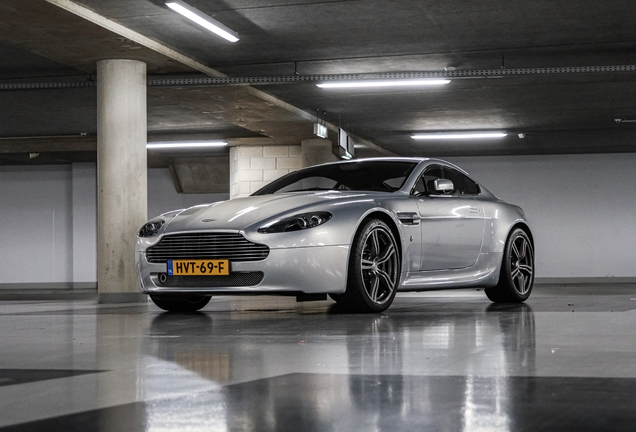 Aston Martin V8 Vantage N400