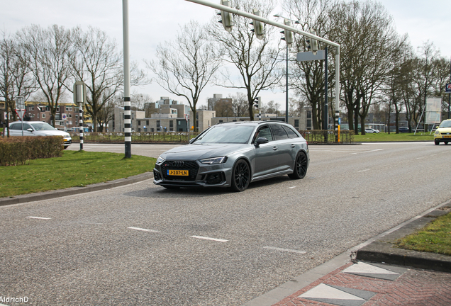 Audi RS4 Avant B9