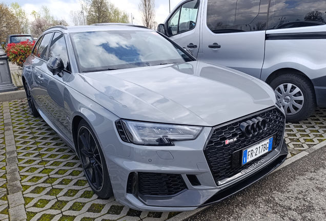 Audi RS4 Avant B9