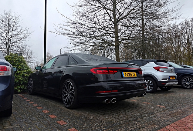 Audi S8 D5