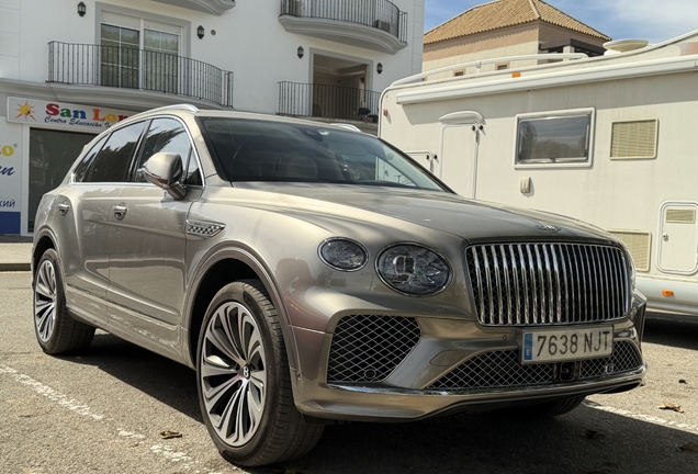 Bentley Bentayga V8 2025 Atelier Edition