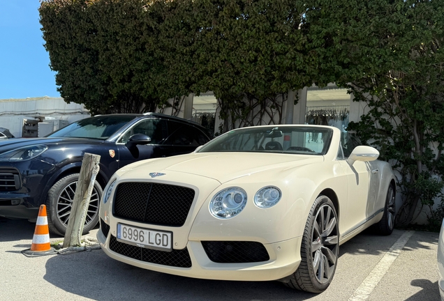 Bentley Continental GTC V8