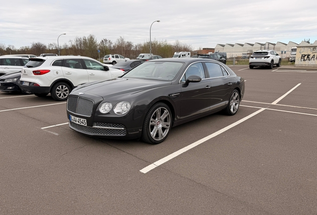 Bentley Flying Spur V8