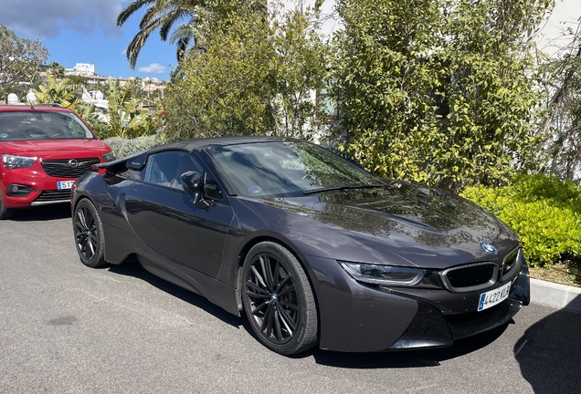 BMW i8 Roadster
