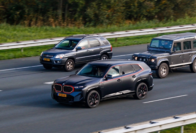 BMW XM G09 Label Red