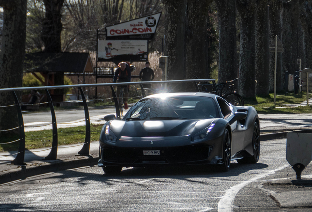 Ferrari 488 Pista