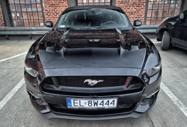 Ford Mustang GT 2015