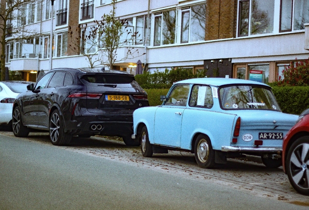 Jaguar F-PACE SVR 2021