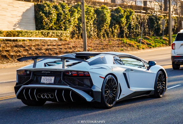 Lamborghini Aventador LP750-4 SuperVeloce Roadster