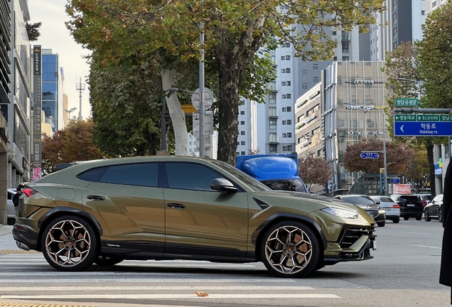 Lamborghini Urus Performante