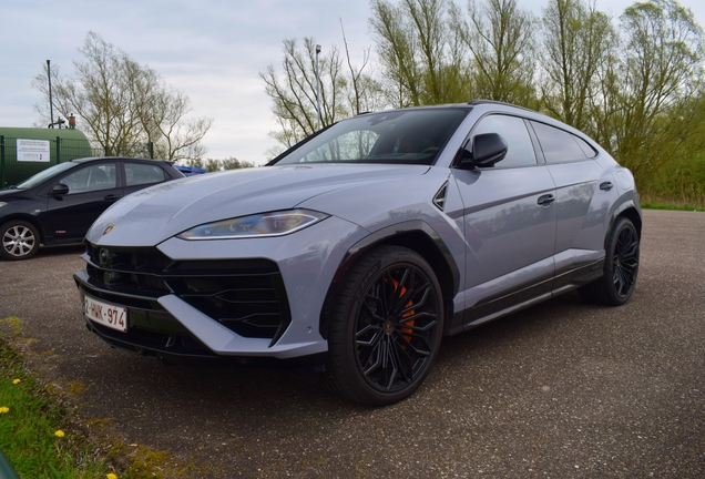 Lamborghini Urus SE
