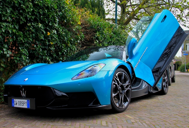 Maserati MCPura Cielo