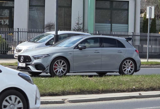 Mercedes-AMG A 45 S W177 2023