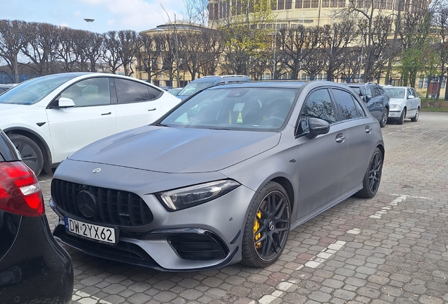 Mercedes-AMG A 45 S W177