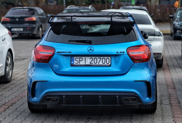 Mercedes-AMG A 45 W176 2015