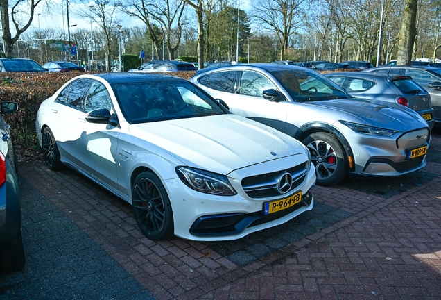 Mercedes-AMG C 63 S W205