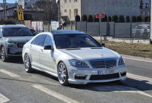 Mercedes-Benz S 63 AMG W221 2011
