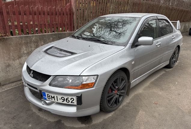 Mitsubishi Lancer Evolution IX RalliArt