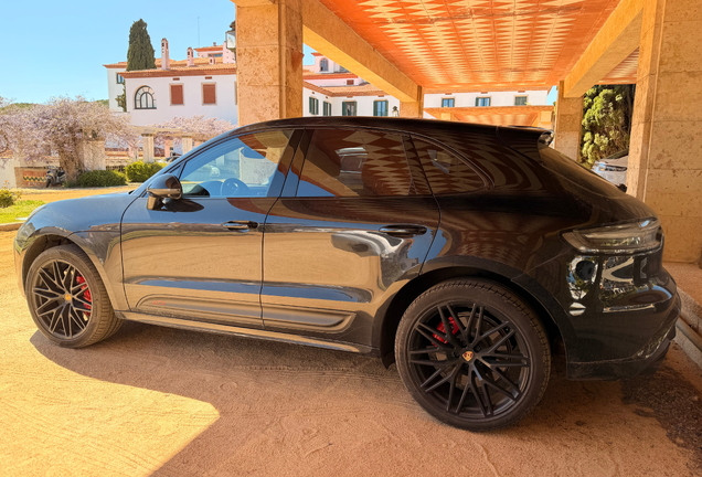 Porsche 95B Macan GTS MkIII