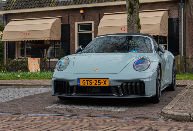 Porsche 992 Carrera 4 GTS Cabriolet MkII