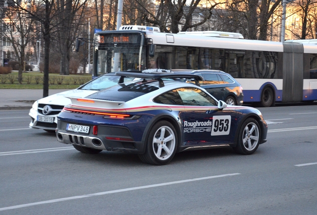 Porsche 992 Dakar