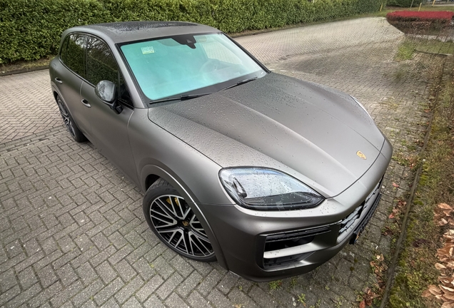 Porsche 9YA Cayenne Turbo E-Hybrid