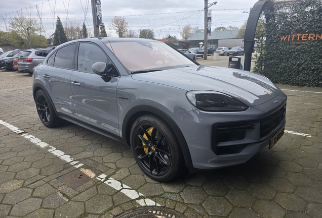 Porsche Cayenne Coupé Turbo E-Hybrid