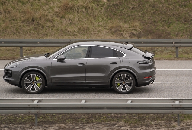 Porsche Cayenne Coupé Turbo S E-Hybrid