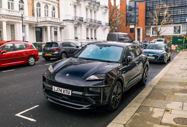 Porsche Macan EV Turbo