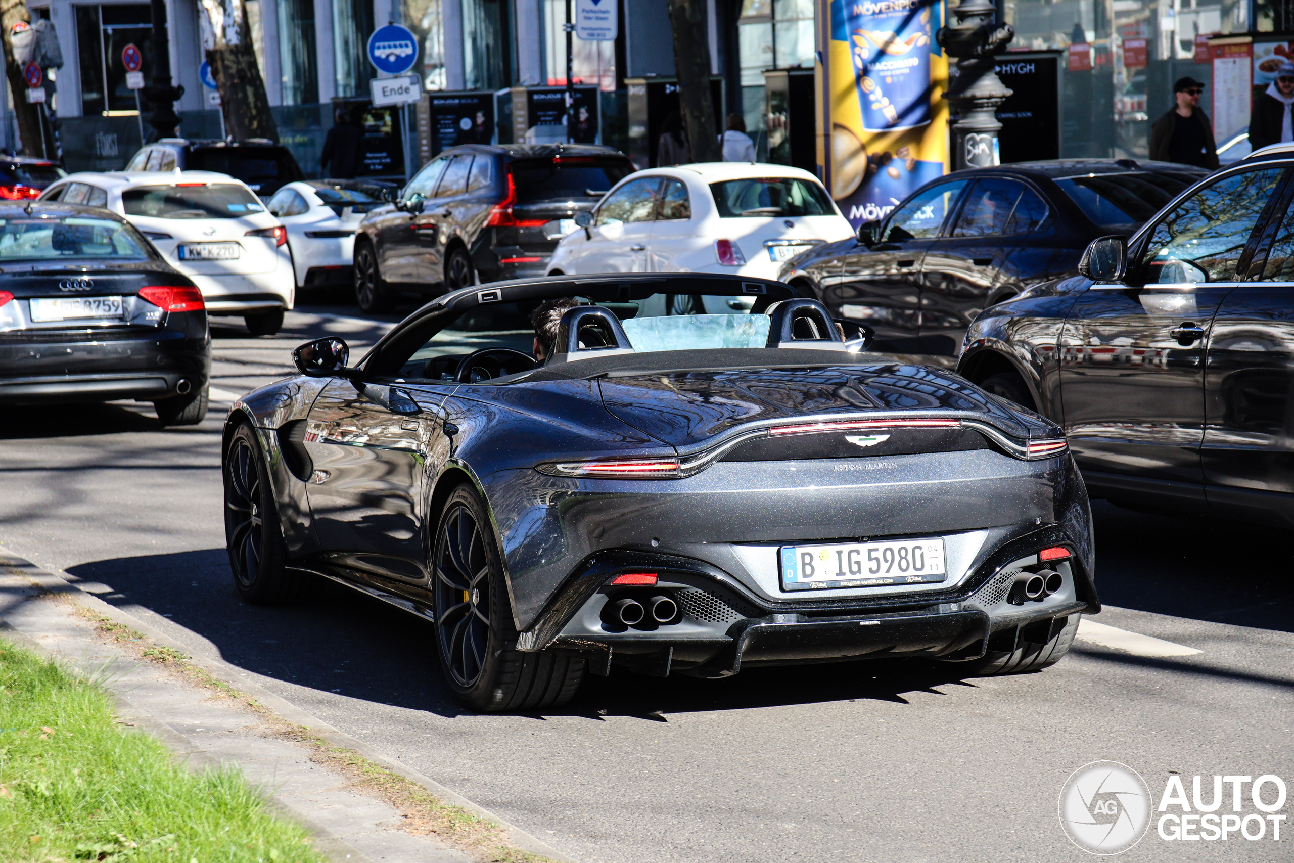 Aston Martin V8 Vantage Roadster 2020