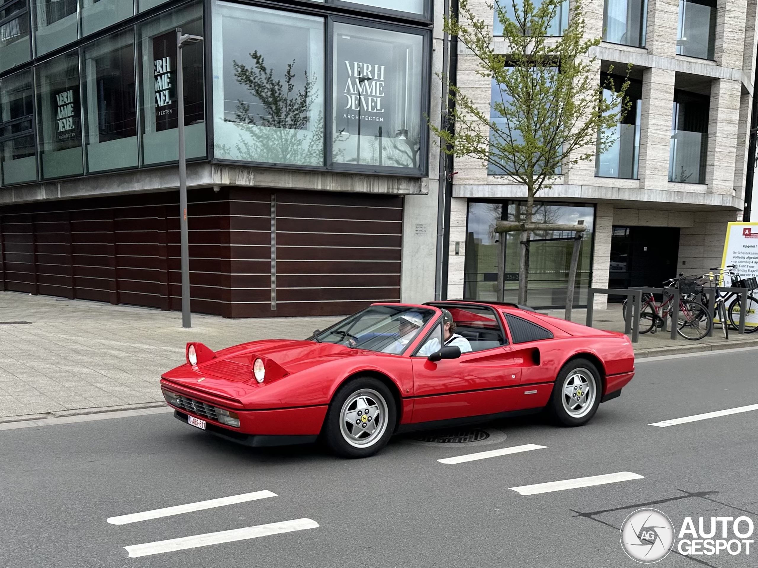 Ferrari 328 GTS