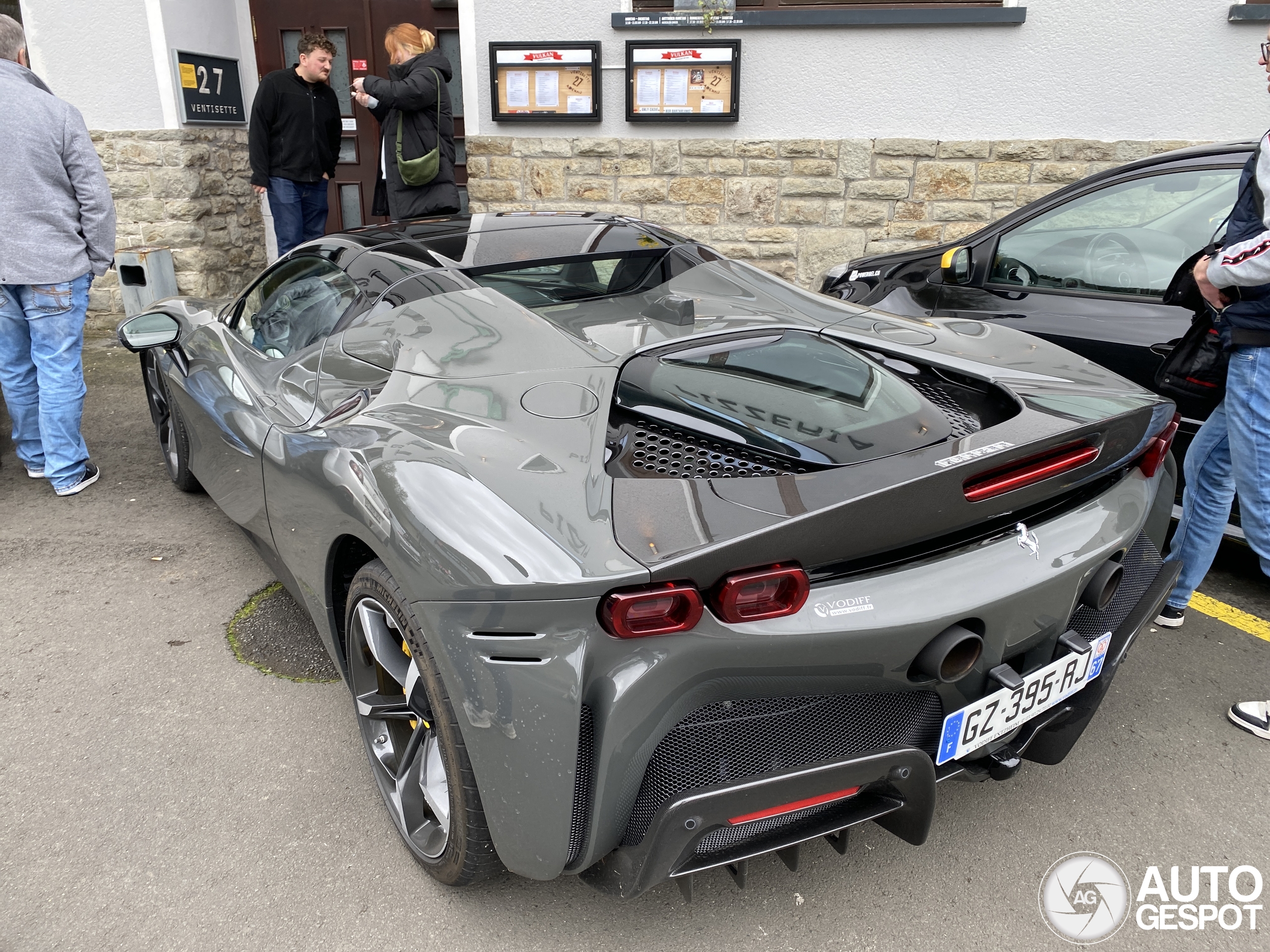Ferrari SF90 Spider Assetto Fiorano