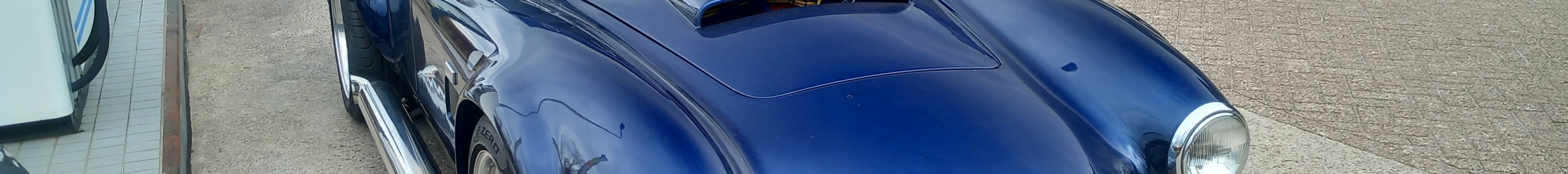 AC Cobra 427 Coupe