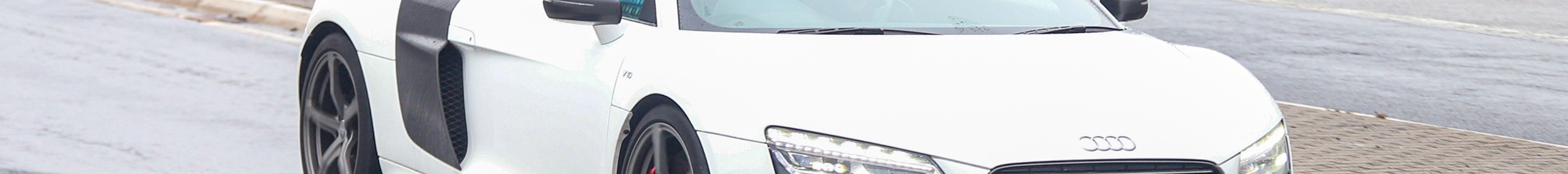 Audi R8 V10 Plus 2013