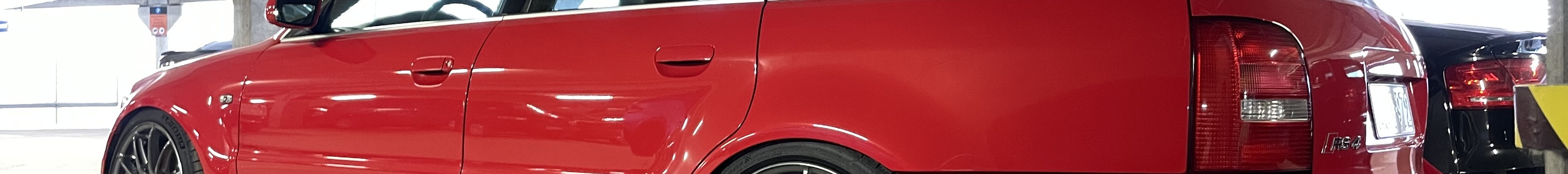 Audi RS4 Avant B5
