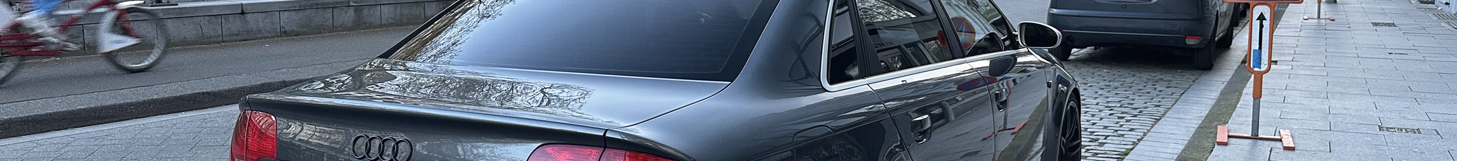 Audi RS4 Sedan