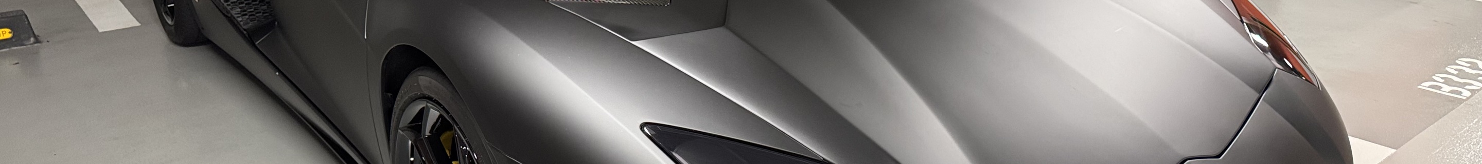 Lamborghini Aventador LP700-4