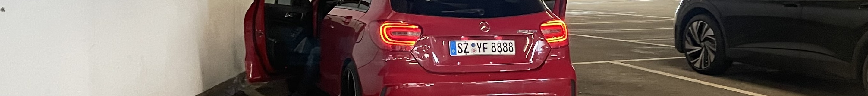 Mercedes-Benz A 45 AMG