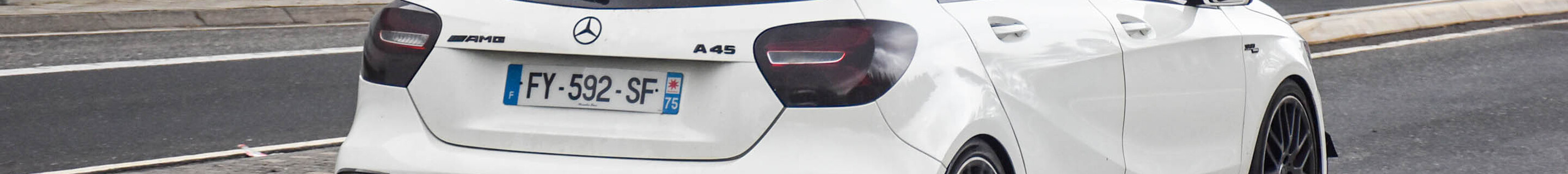Mercedes-AMG A 45 W176 2015