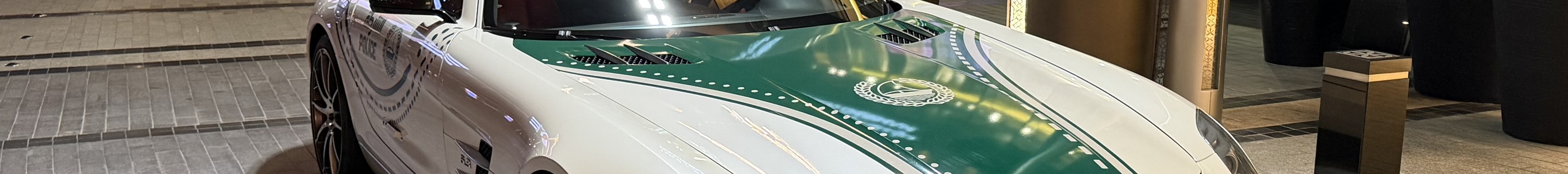 Mercedes-Benz SLS AMG