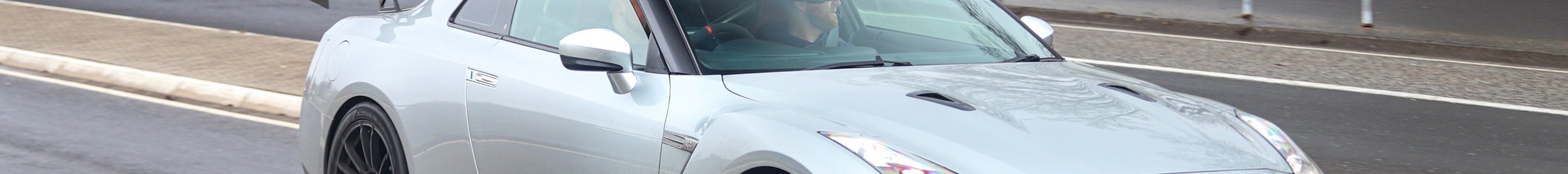 Nissan GT-R