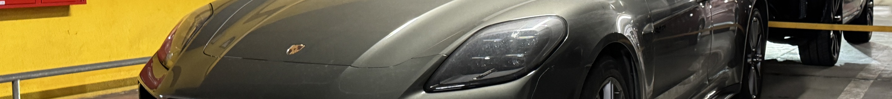 Porsche 972 Panamera Turbo E-Hybrid